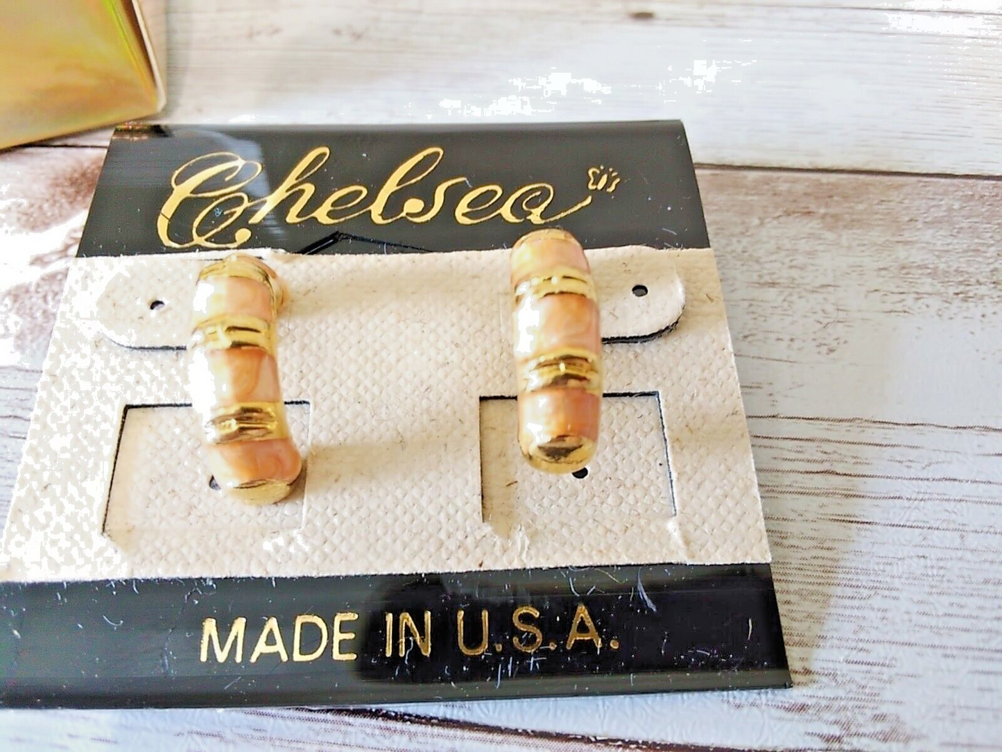 Peach Perfection: Authentic 1980s Gold and Peach Half-Hoop Earring