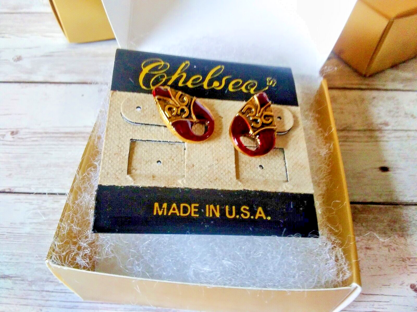 Regal Rouge: Authentic 80s Enamel Studs