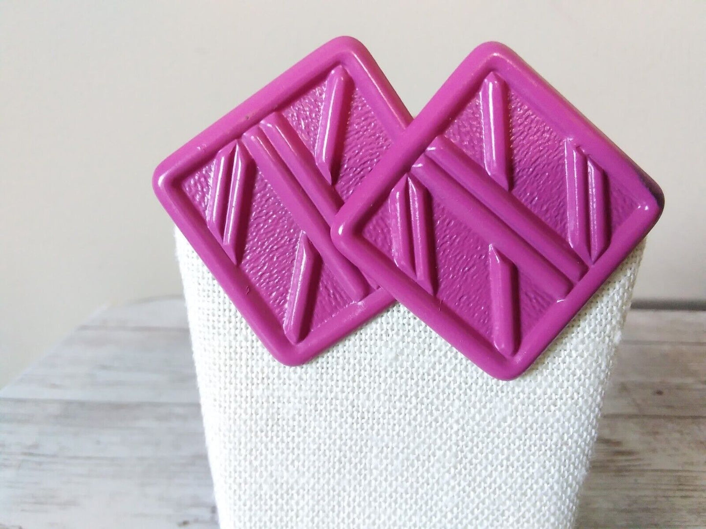 Playful 1980s square earrings in bright pink