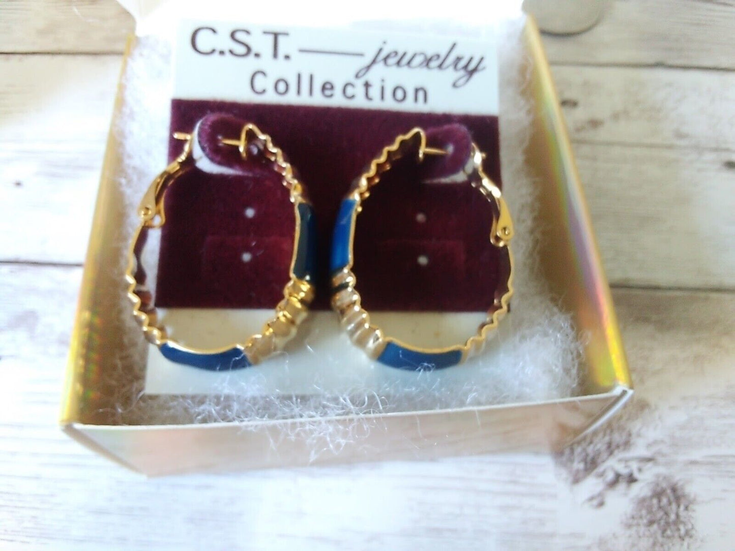 Retro Glam Navy and Gold Oval Crimped Hoop Earrings