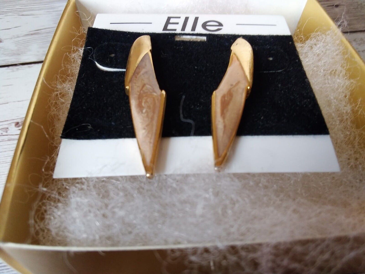 Thunderstruck 1980s Chic: Gold Tone Lightning Vintage Earrings