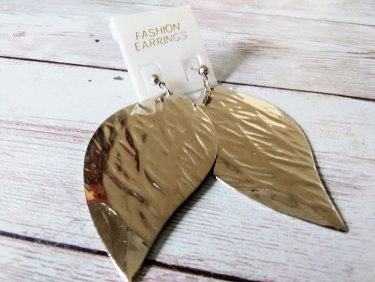 Vintage textured leaf design stainless steel earrings