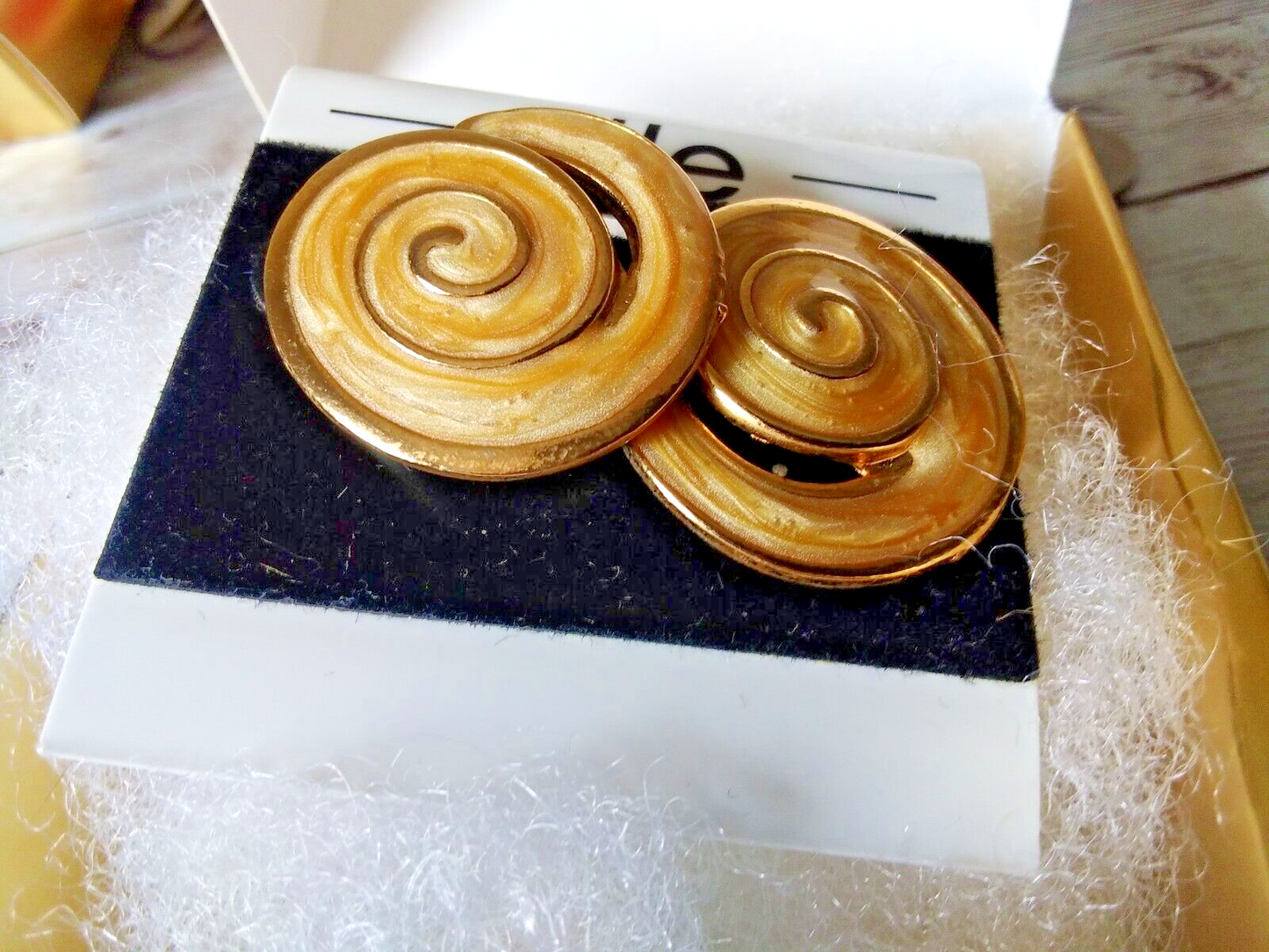 Vintage Chic: 1980s Light Orange Enamel Swirl Earrings