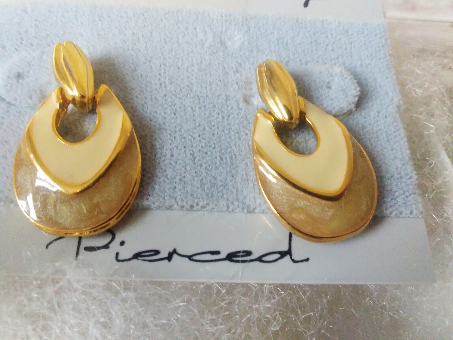Refined Retro Tan & Ivory Pierced Authetic 1980s Small Drop Earrings