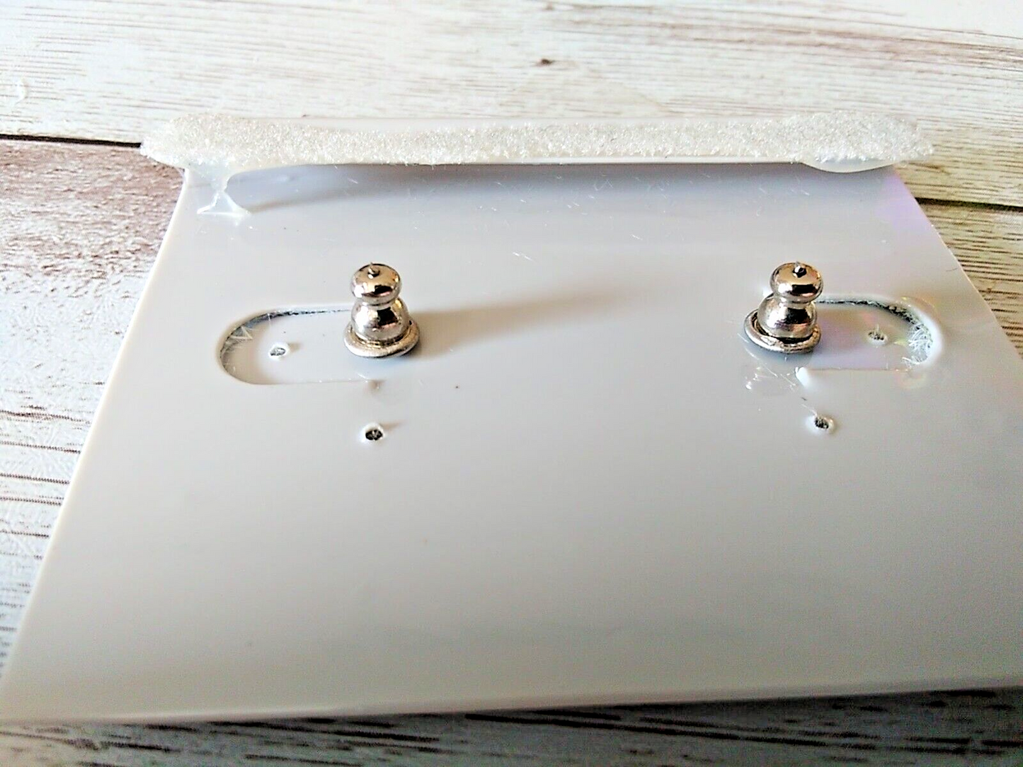 Back of Crimson Bloom earring cards