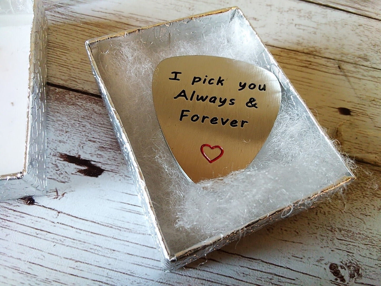 Love Strings: 'I Pick You Always' Guitar Picks Gift