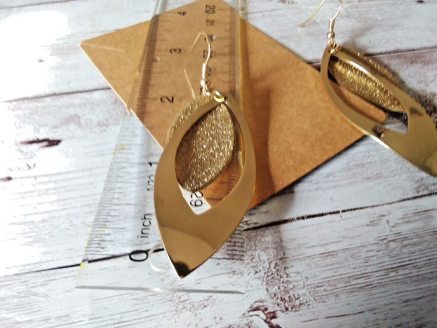 Shimmering Leaf Delight: Gold Glitter Dangle Earrings