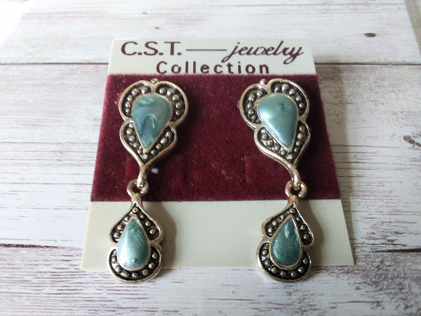 Radiant Retro Treasure: Blue and Silver Tone 1980s Enameled Earrings
