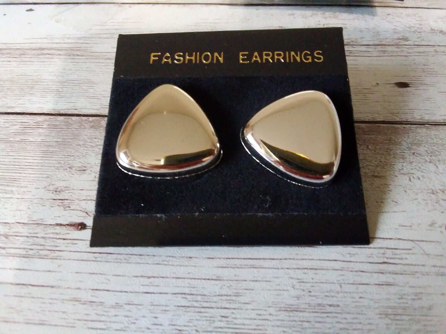 Trendy Retro Silver Tone Large Stud Earrings - Vintage 1980s