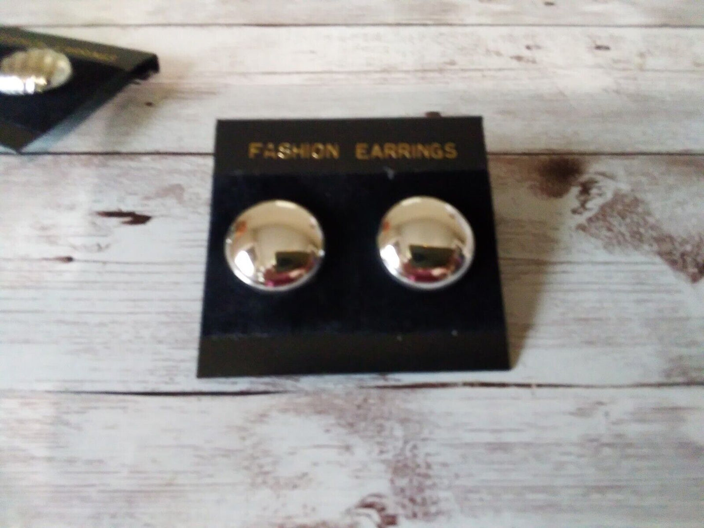 Trendy Retro Silver Tone Large Stud Earrings - Vintage 1980s
