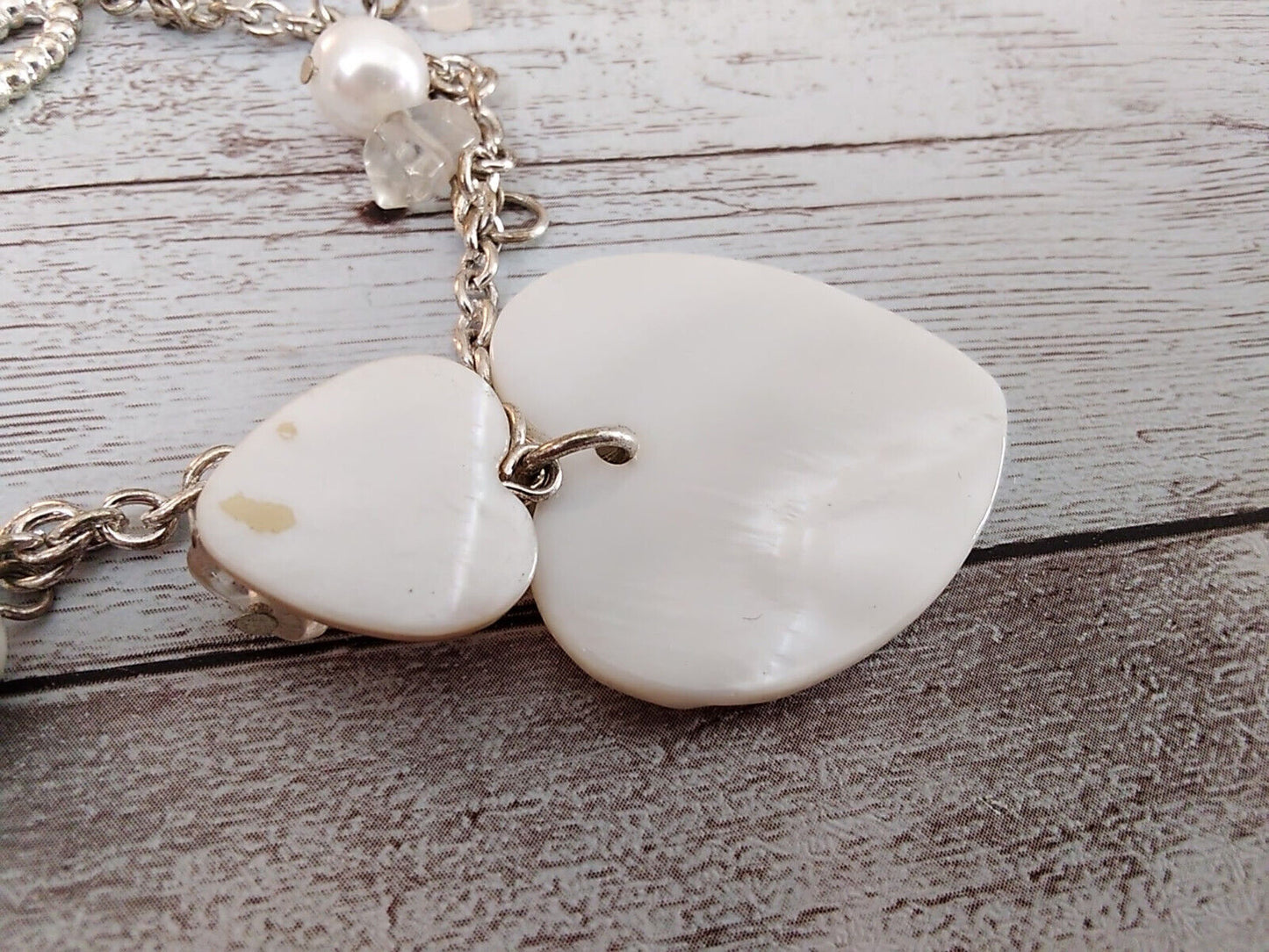 Seaside Serenity: White Shell Heart Trinket Bracelet