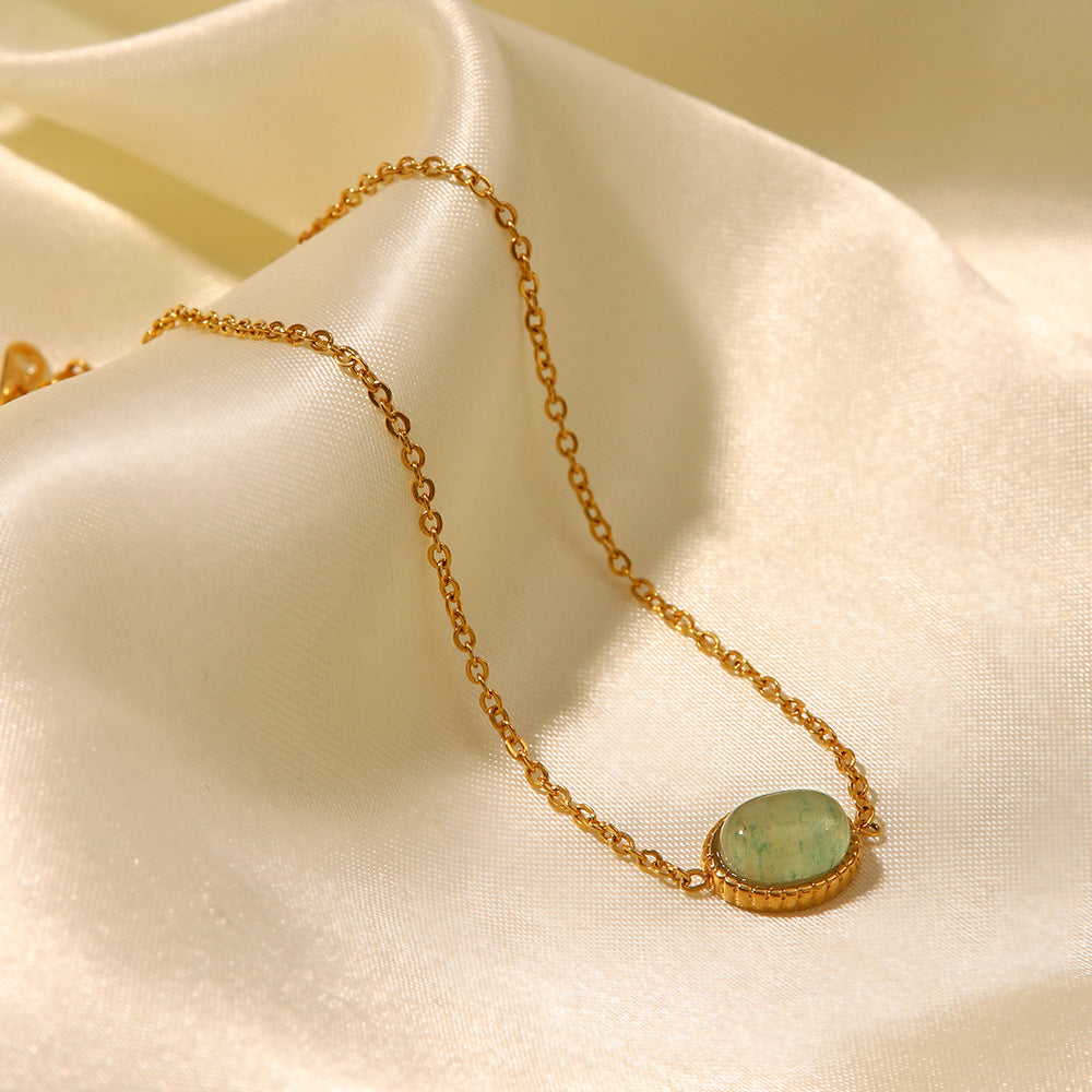 Stylish 18K gold-plated bracelet with green aventurine