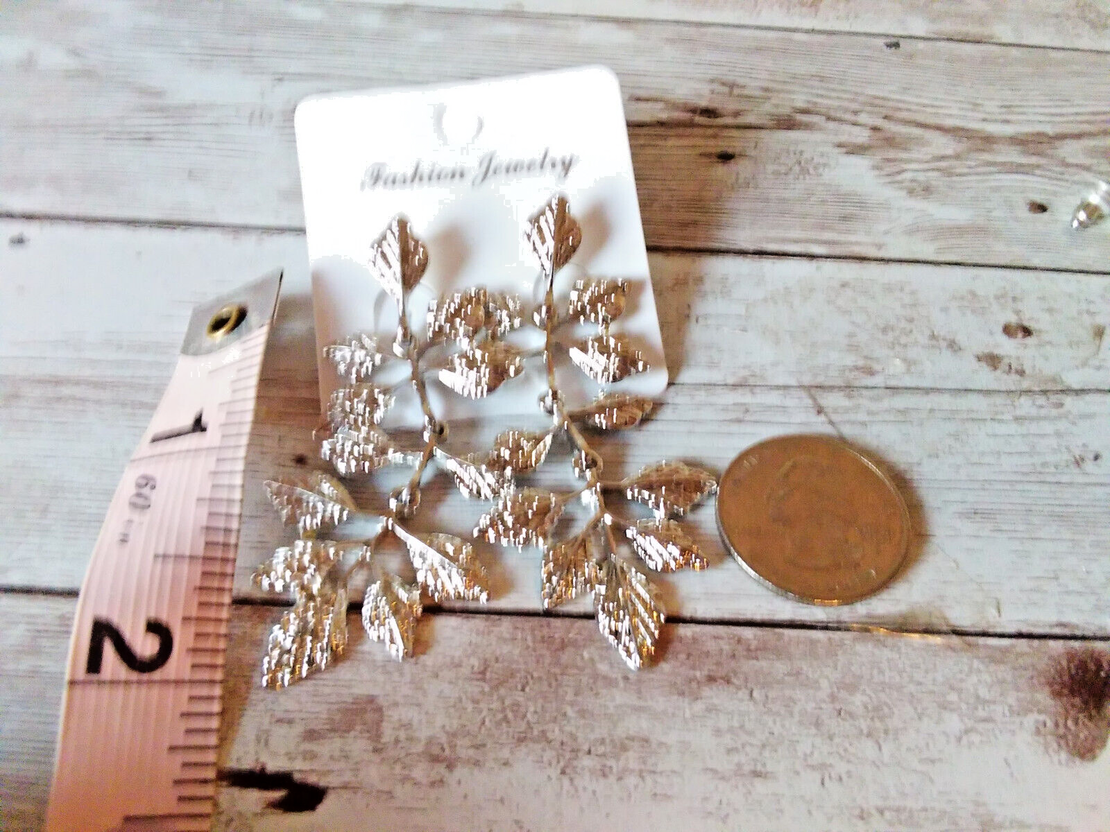 Vintage-Inspired Silver Leaf Dangle Earrings