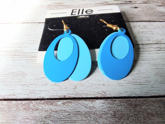 Blue Hues Delight: 1980s Two Layered Blue Oval Earrings by Elle