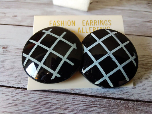 Rad Hatch Design: Authentic 1980s Pierced Circle Earrings