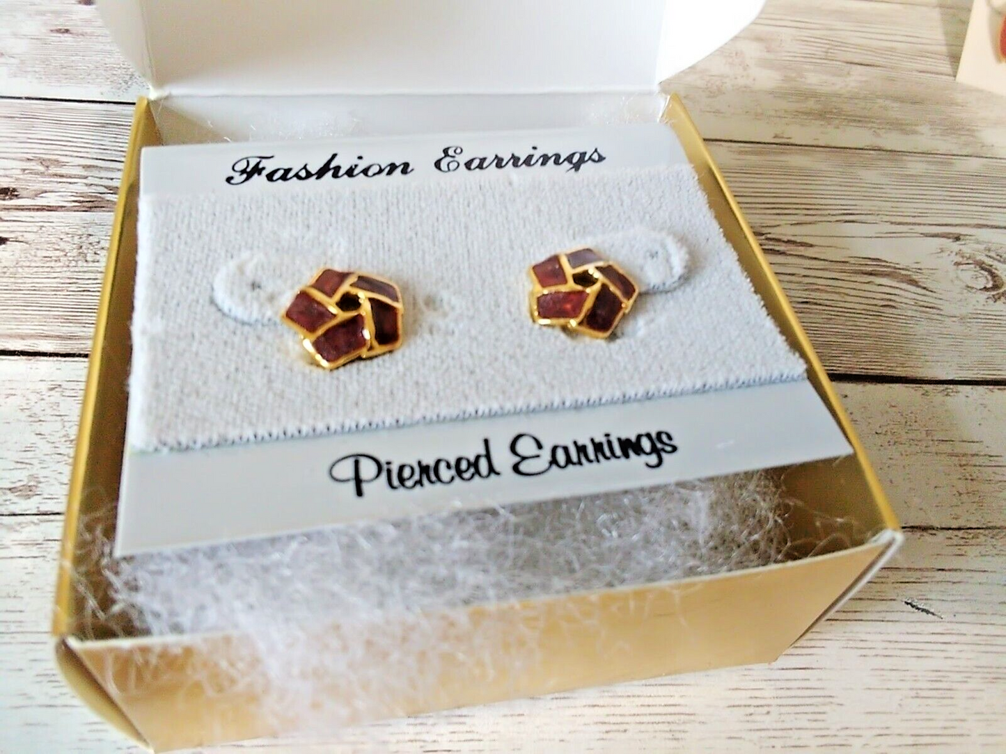 Burgundy Bliss earrings in iridescent gold gift box