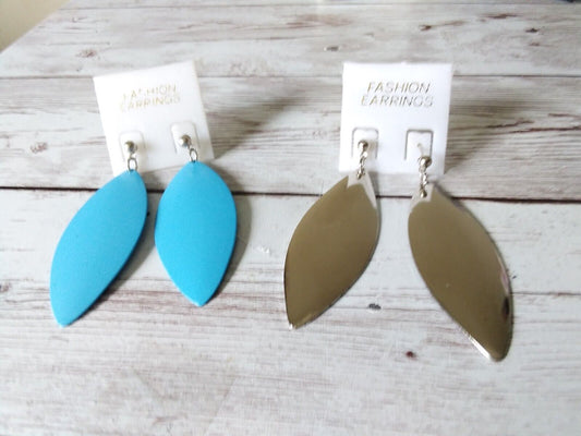 Silver-plated and baby blue vintage leaf earrings