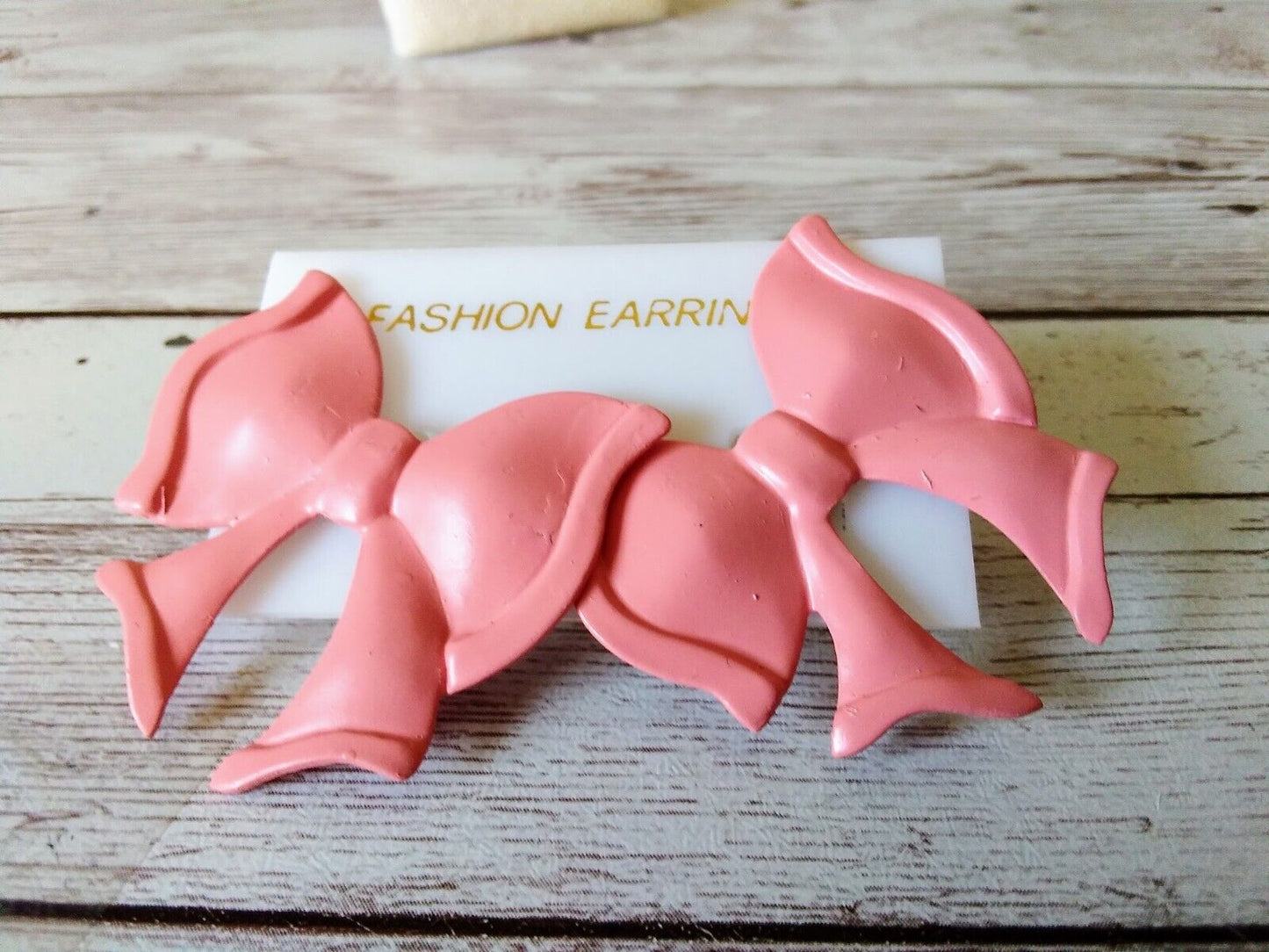 Pink Pop Princess 1980s Bow Earrings