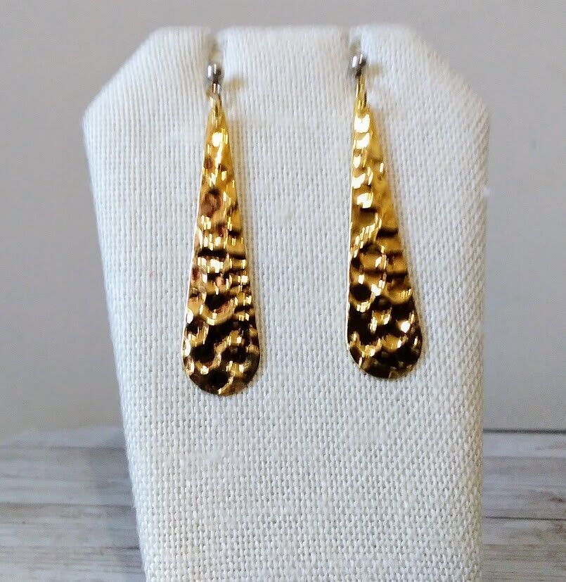 Gold Teardrop Earrings Perfect for Vintage Fashion