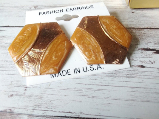 Detailed view of vintage 80s enamel earrings