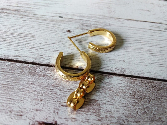 Lit Shine Gold-Plated Stippled Texture Extra Small Hoops