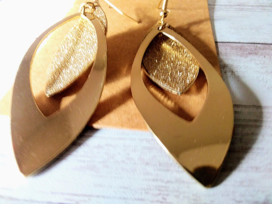 Shimmering Leaf Delight: Gold Glitter Dangle Earrings