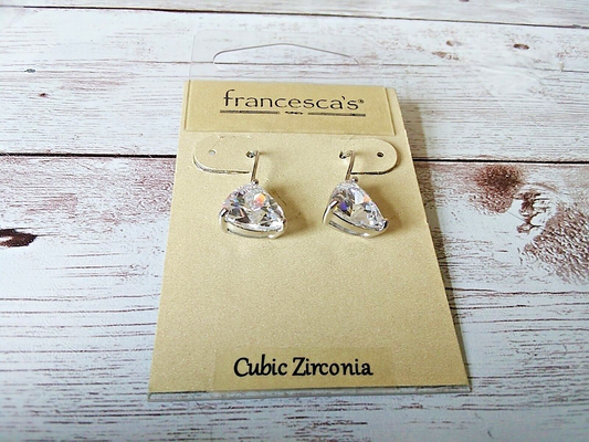 Glittering cubic zirconia drop earrings with rhodium plating