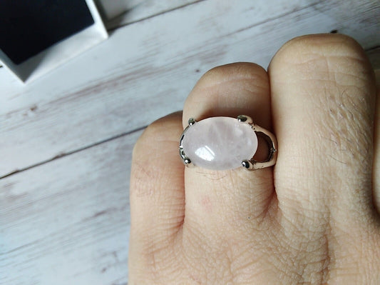 Stunning Silver-Plated Rose Quartz Ring: Size 8, Captivating Grace
