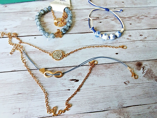 Radiant Elegance: Set of 5 Gold Tone Bracelets with Gray Snowflake Obsidian