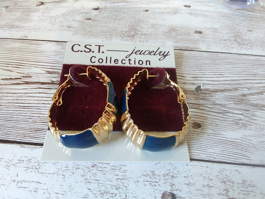 Retro Glam Navy and Gold Oval Crimped Hoop Earrings